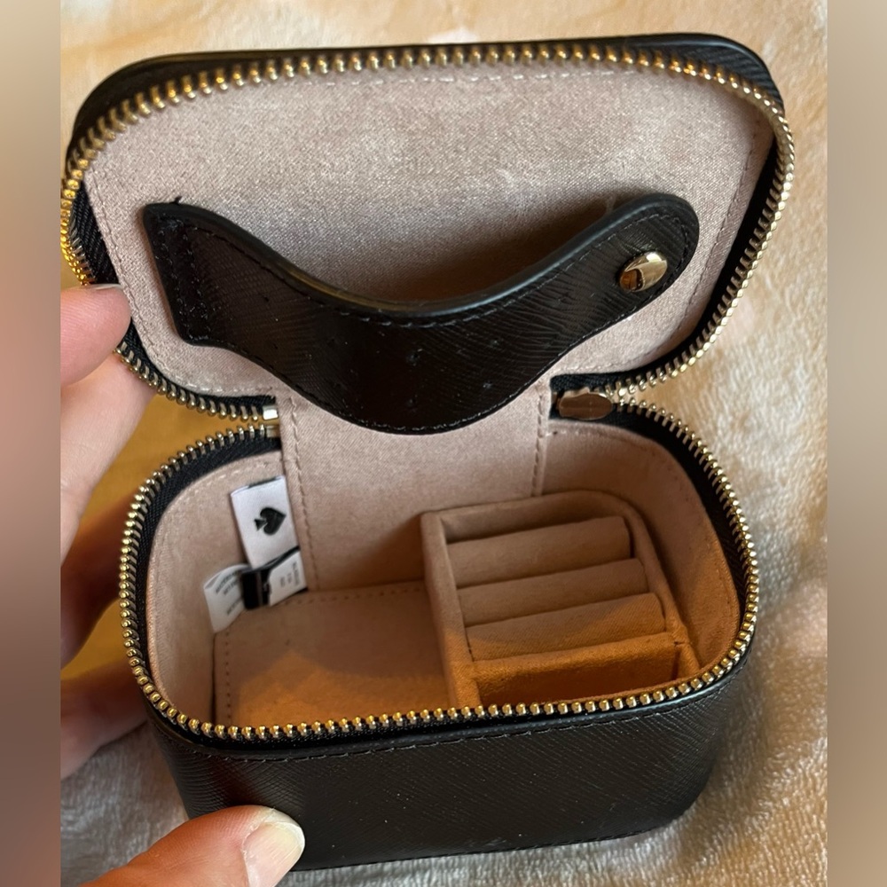 Kate Spade Staci Leather Travel Jewelry Holder in black. - Picture 2 of 2